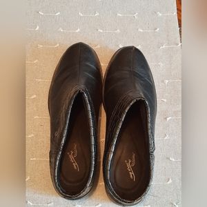 Black clogs